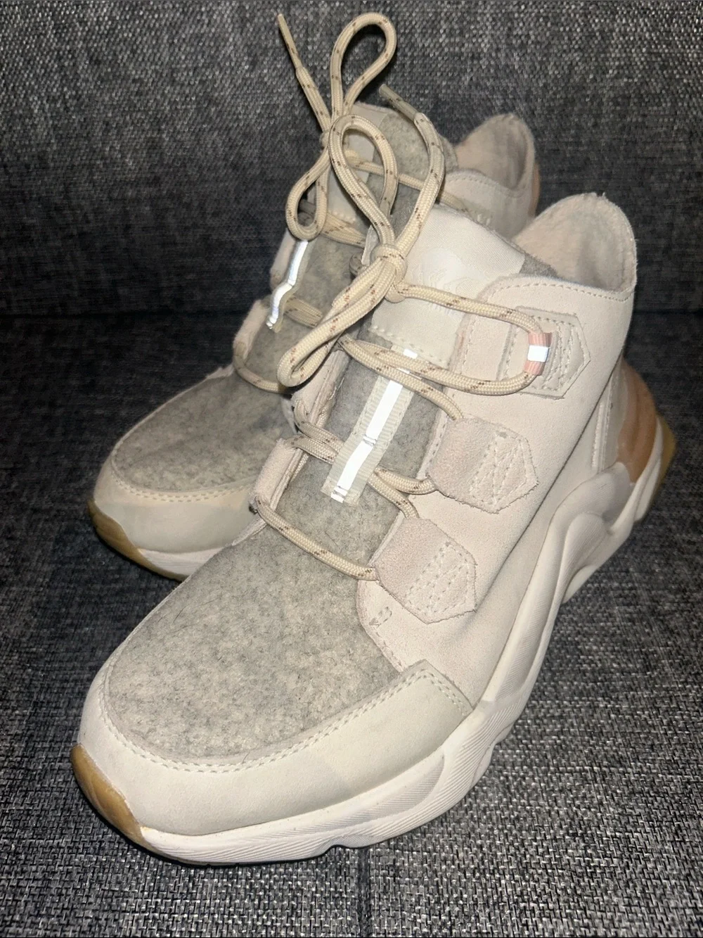 Sorel beige gray